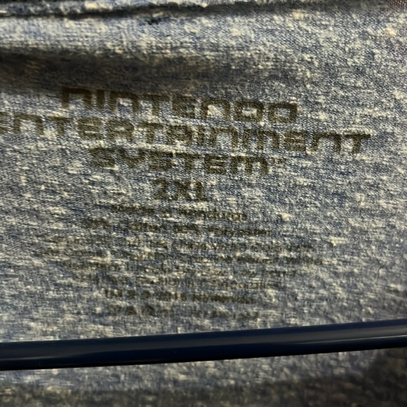 Kickin it old-school Nintendo 2xl Tshirt - Picture 4 of 4